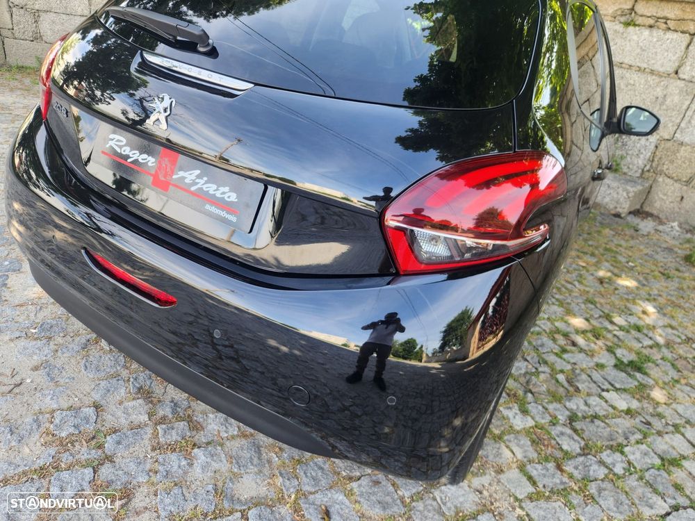 Peugeot 208 1.5 BlueHDi Signature - 47