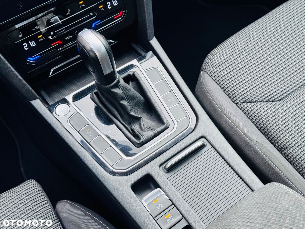 Volkswagen Arteon 2.0 TSI Essence DSG - 34