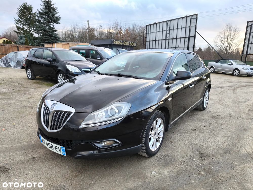 Lancia Delta 1.6 MultiJet 16v Silver - 1