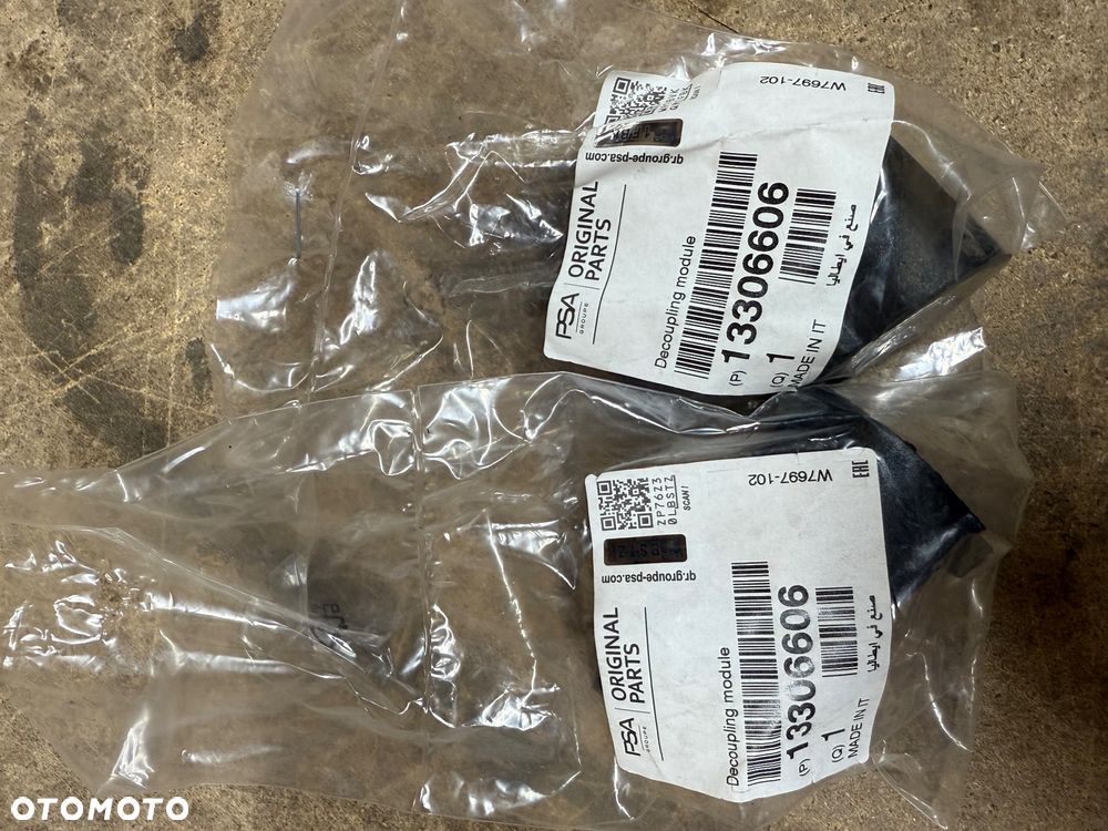 MOCOWANIE GUMA ODBOJE GÓRNE CHŁODNICY OPEL 13306606
