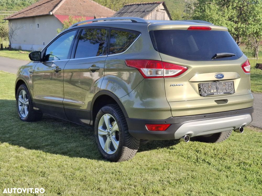 Ford Kuga 2.0 TDCi 4x4 Aut. Titanium - 5