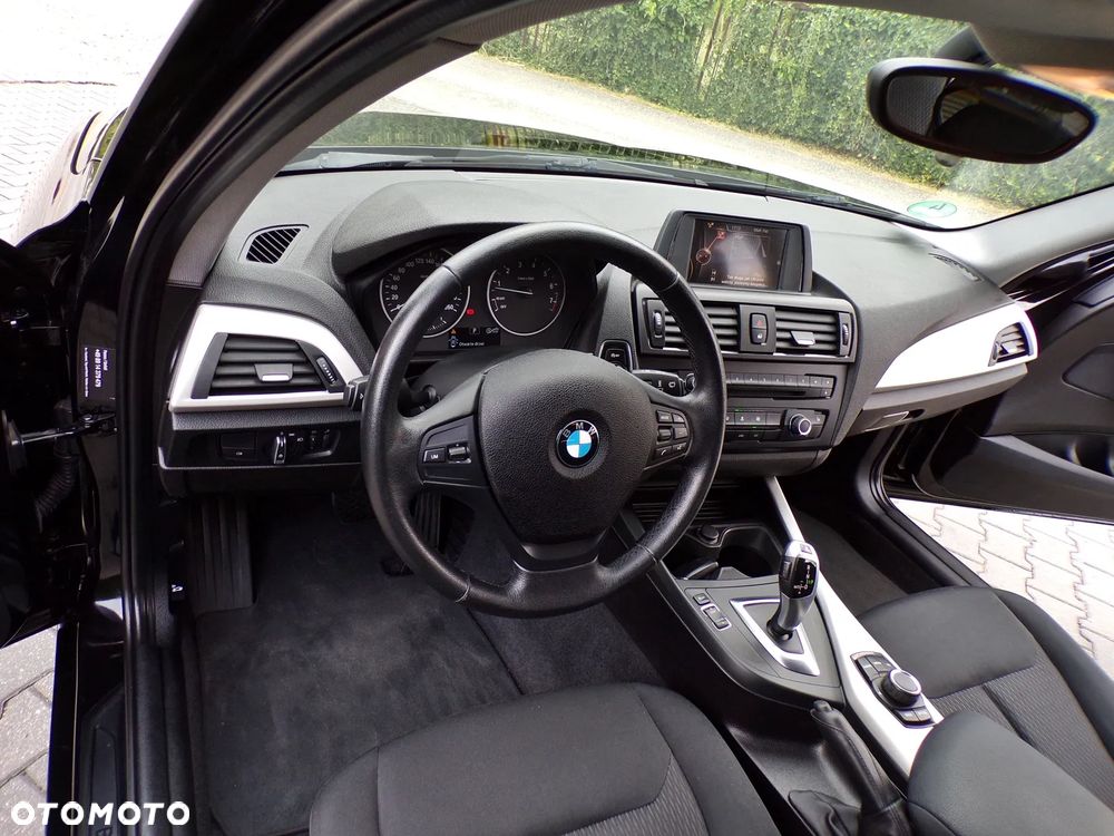 BMW Seria 1 116i - 15