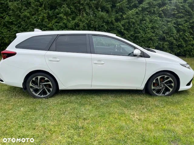 Toyota Auris 1.4 D-4D Active - 2