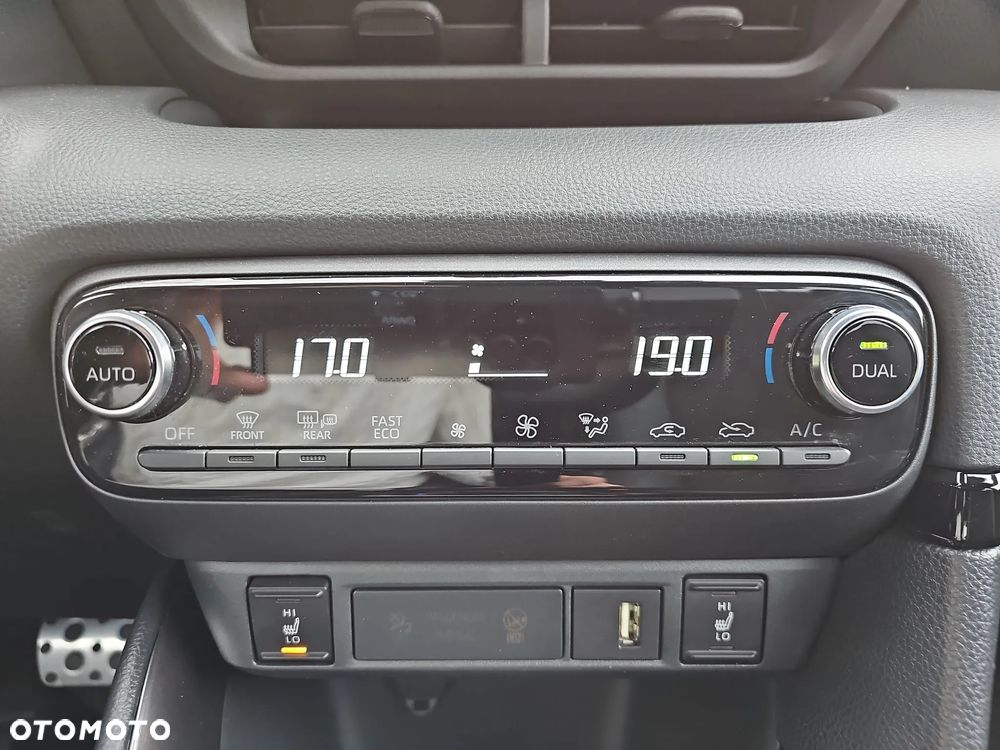 Toyota Yaris 1.5 VVT-i GR SPORT - 20