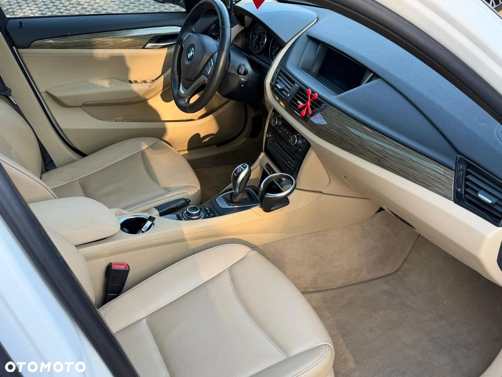 BMW X1 xDrive28i - 15