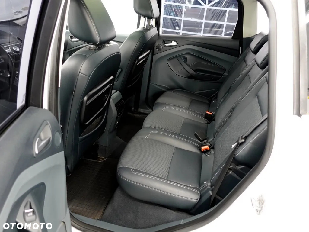 Ford C-MAX 2.0 TDCi Titanium - 10