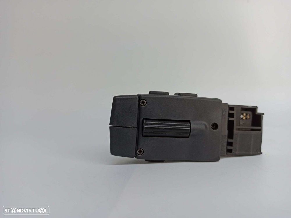 CONTROLE DO SISTEMA DE ÁUDIO / RÁDIO CD RENAULT CLIO IV DYNAMIQUE - 6