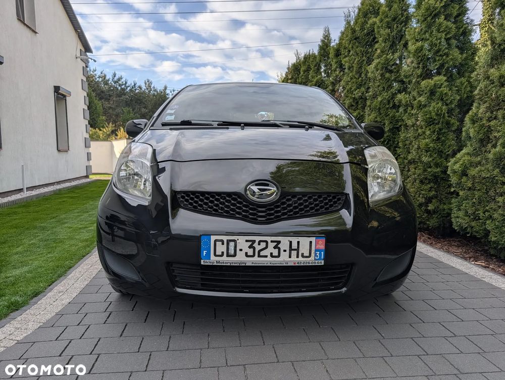 Toyota Yaris - 4