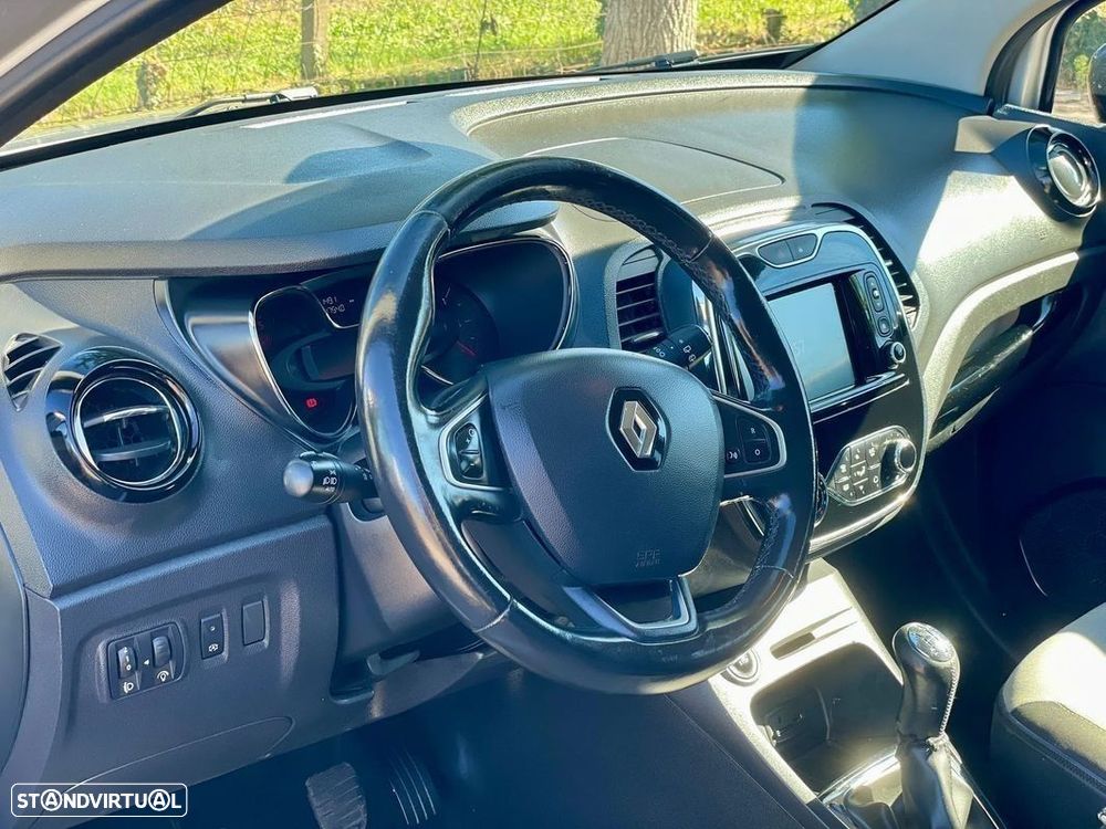 Renault Captur 1.5 dCi Exclusive - 14