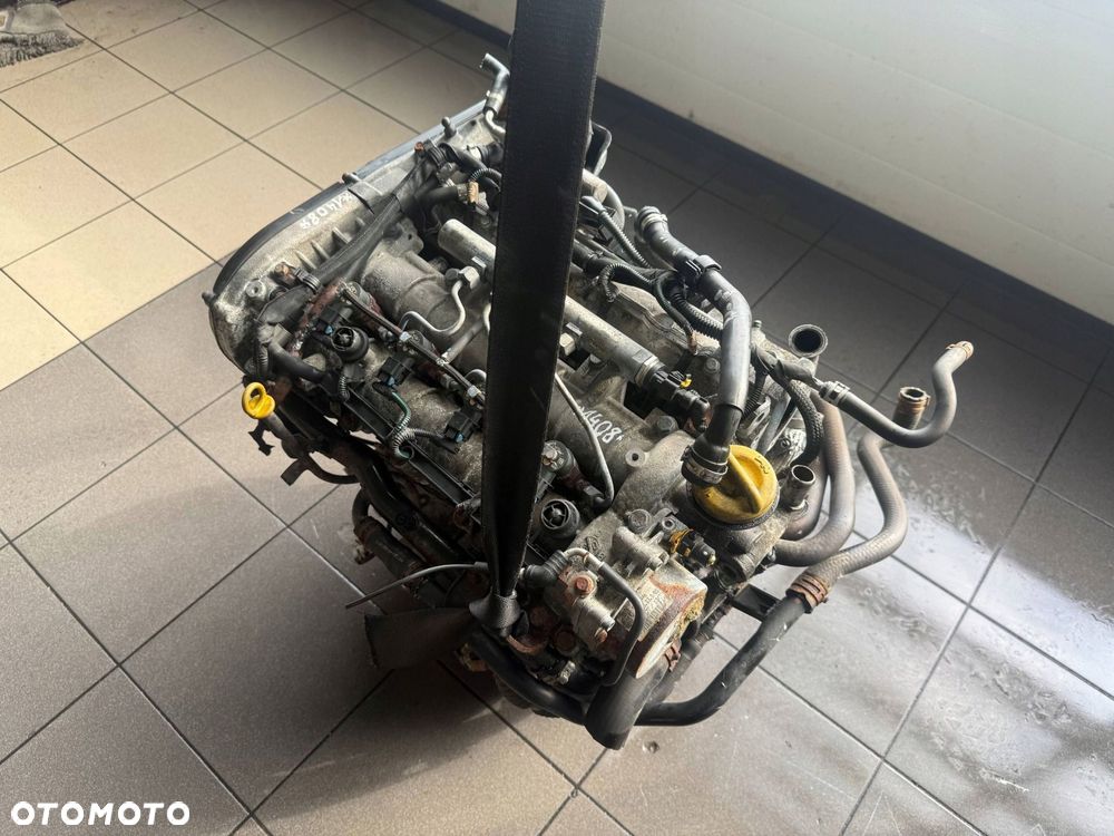 SILNIK 1.9 CDTI Z19DTH OPEL ZAFIRA B 2009 - 1