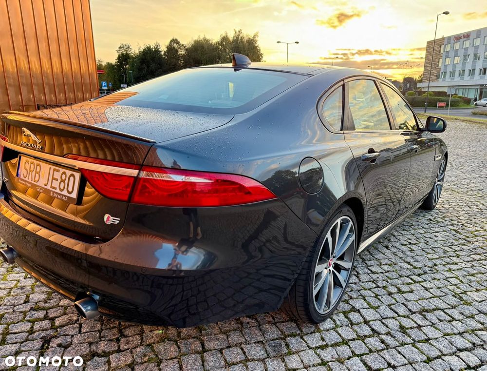 Jaguar XF S - 6