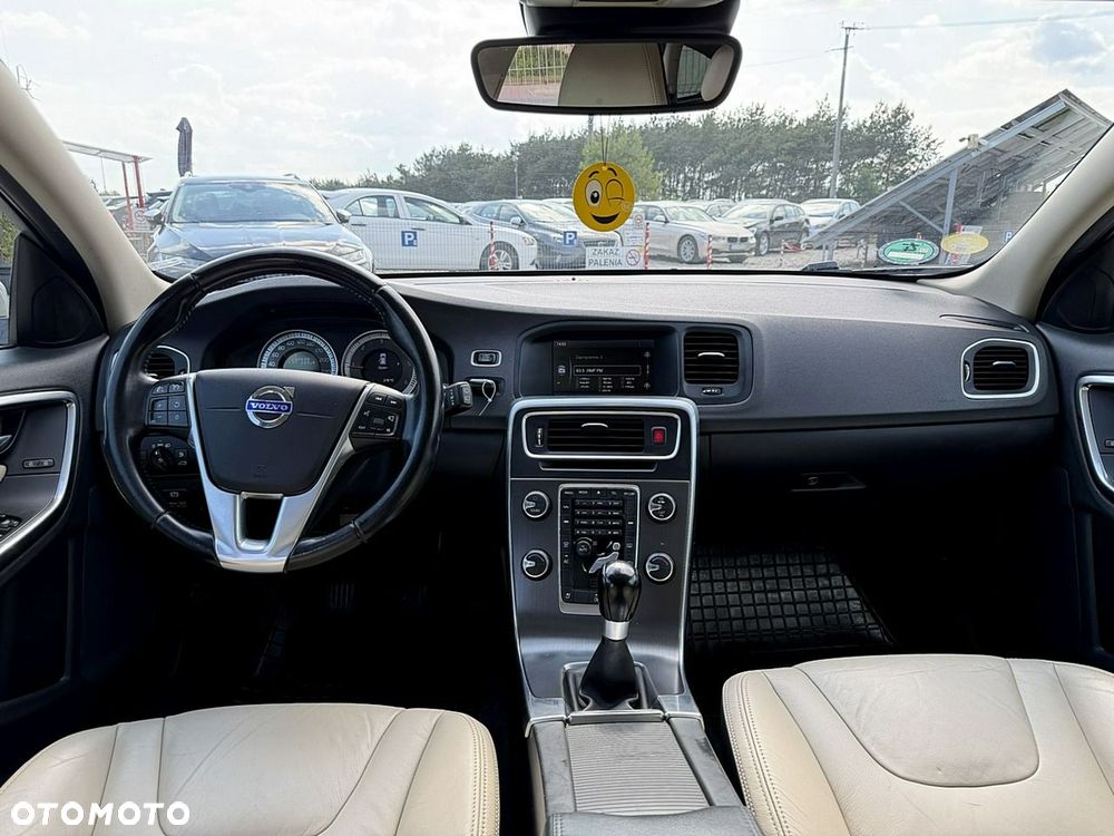 Volvo V60 - 13