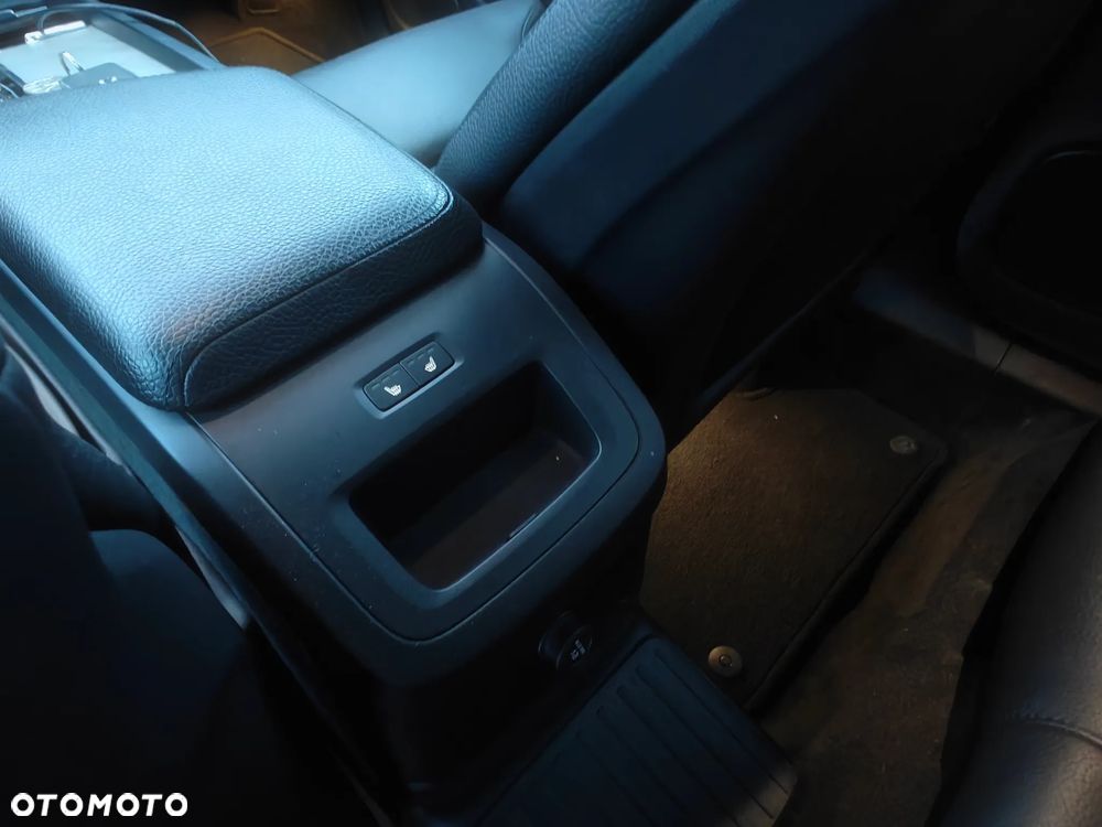 Volvo XC 60 T8 AWD Recharge Geartronic Inscription Expression - 8