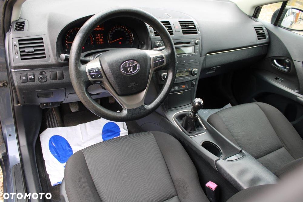 Toyota Avensis 1.6 Business Edition - 23