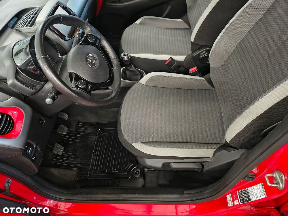 Toyota Aygo x-style - 12