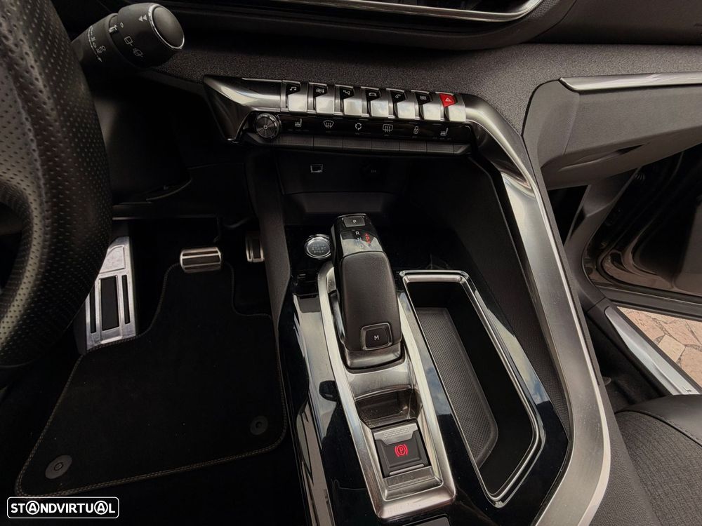 Peugeot 3008 1.5 BlueHDi GT Line EAT8 - 39