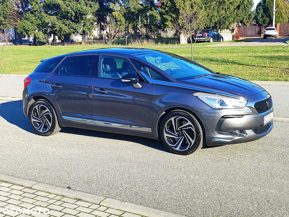 DS Automobiles DS 5 - 7