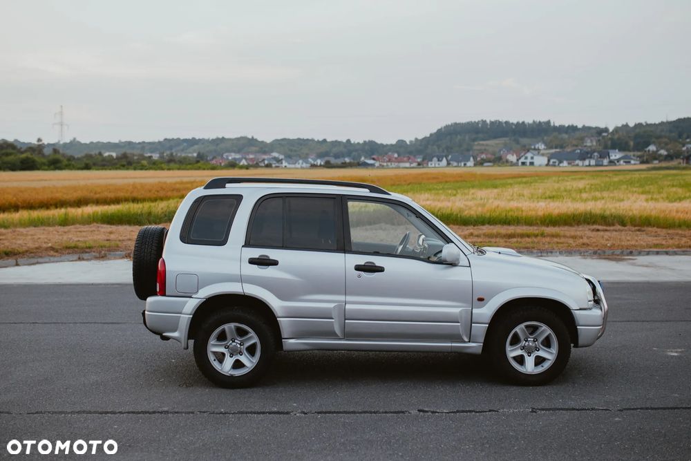Suzuki Grand Vitara 2.0 HDi - 8