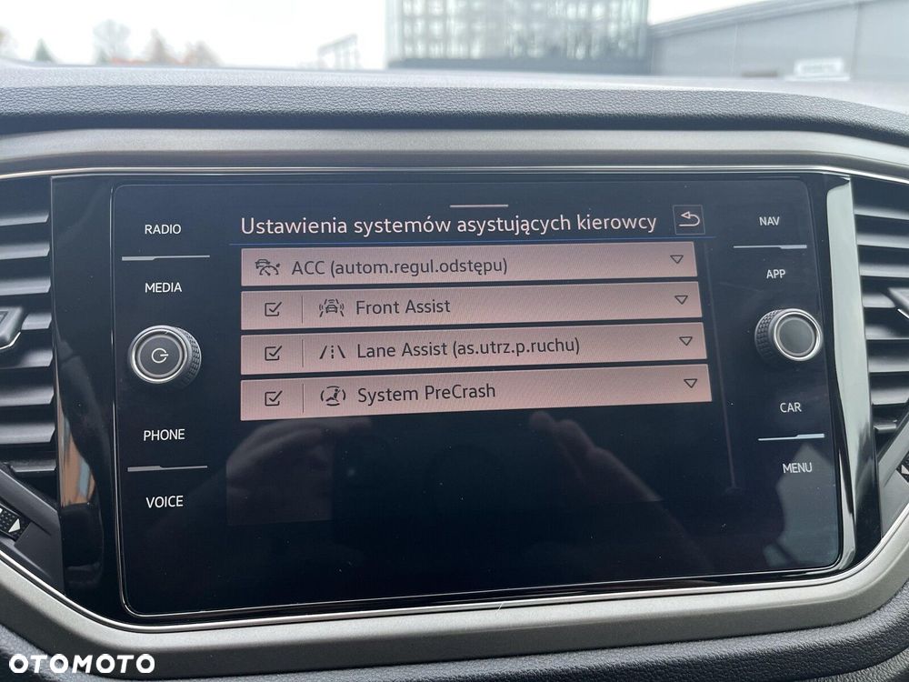 Volkswagen T-Roc 1.5 TSI ACT Advance - 28