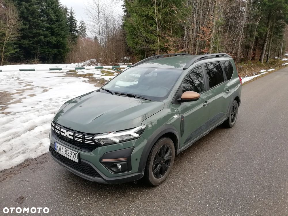 Dacia Jogger 1.6 Full Hybrid 140 Extreme MMT - 13