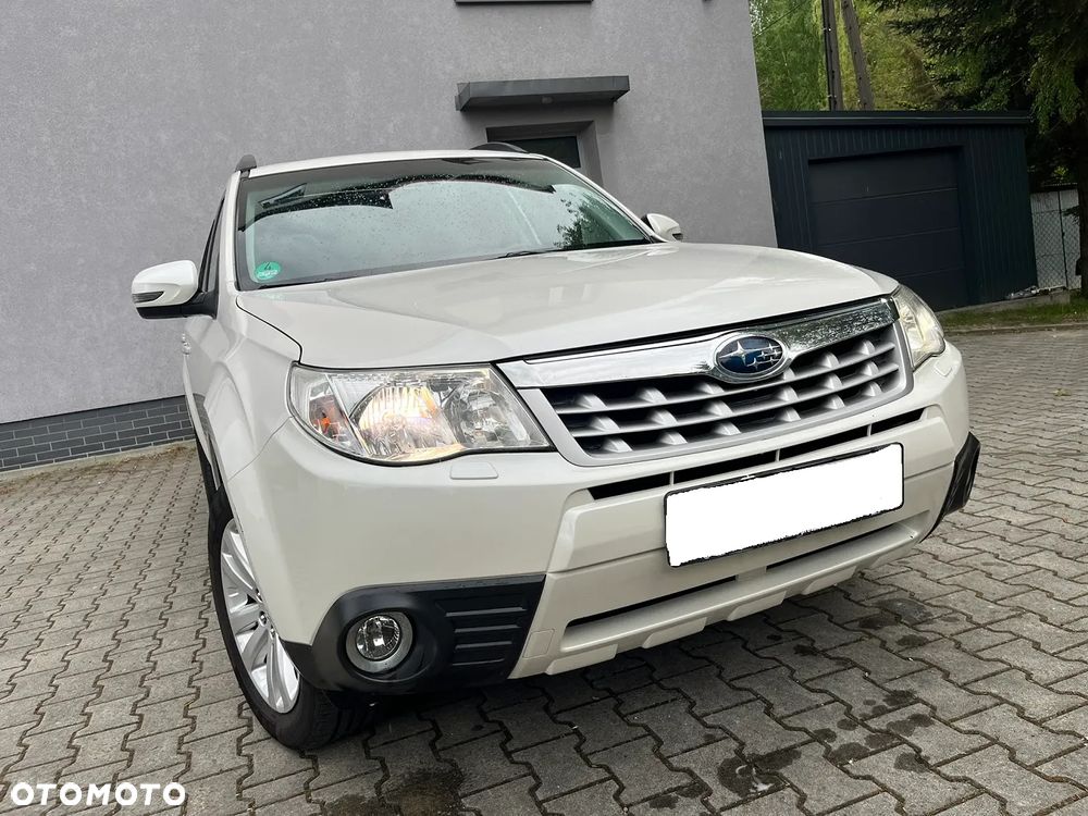 Subaru Forester 2.0i Exclusive - 8