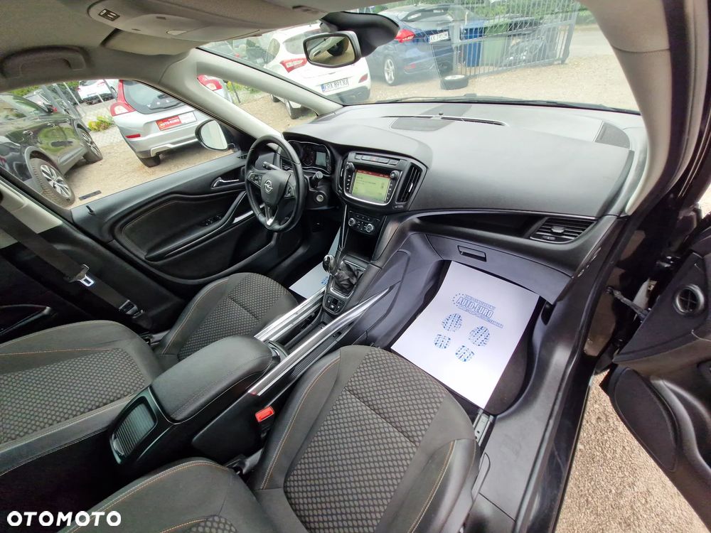 Opel Zafira 1.4 T Cosmo EcoFLEX S&S - 24