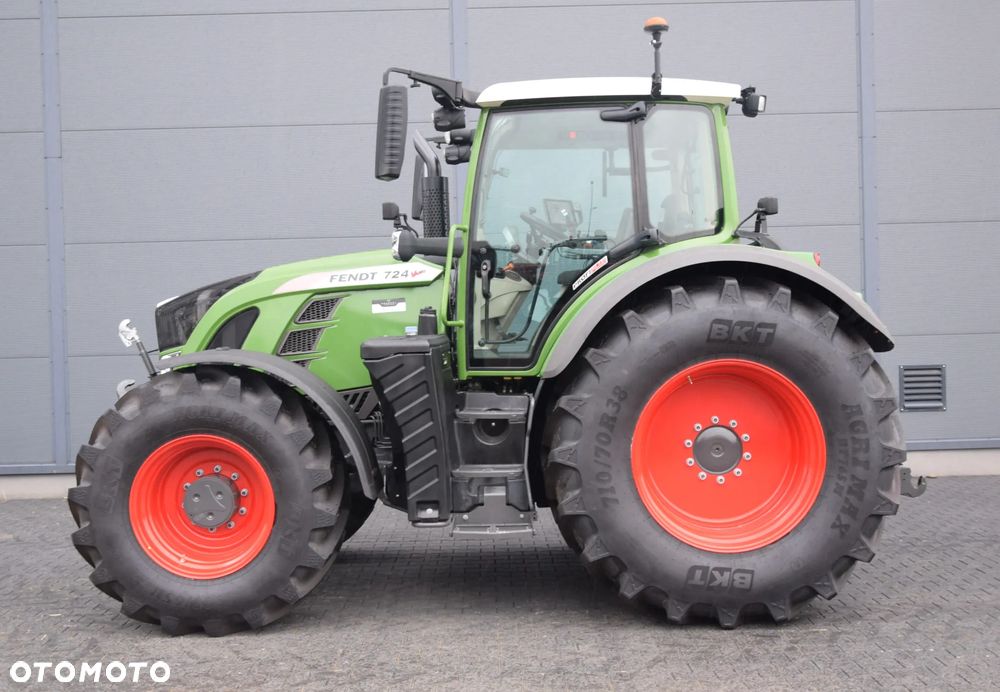 Fendt 724 Vario - 15