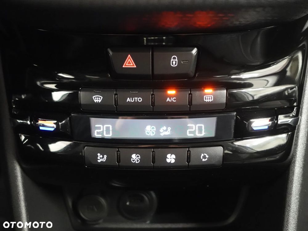 Peugeot 2008 1.5 BlueHDi Crossway - 34