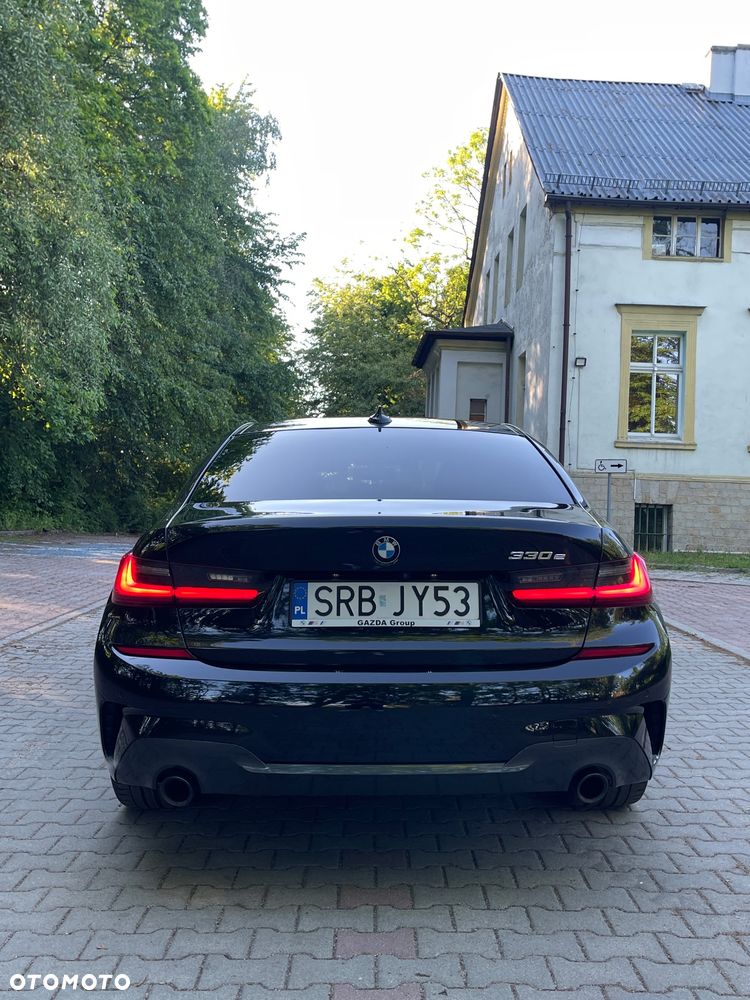BMW Seria 3 330e M Sport sport - 5