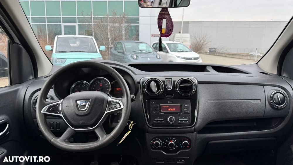 Dacia Dokker 1.5 Blue dCi Laureate - 11