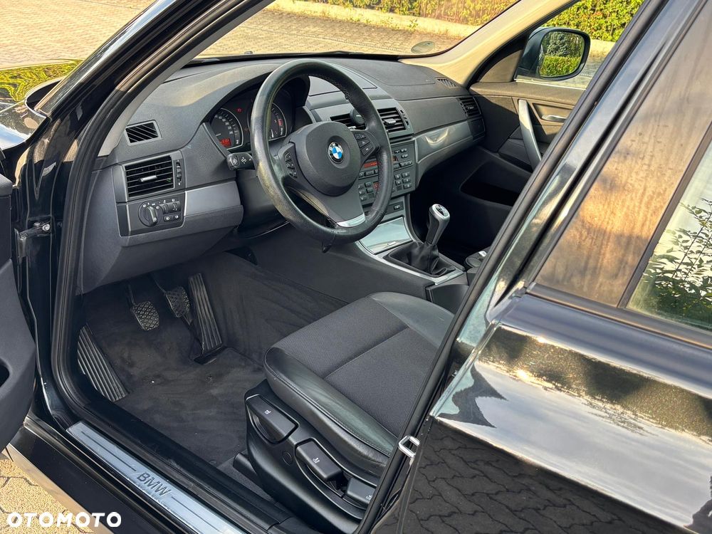 BMW X3 xDrive18d Edition Exclusive - 7