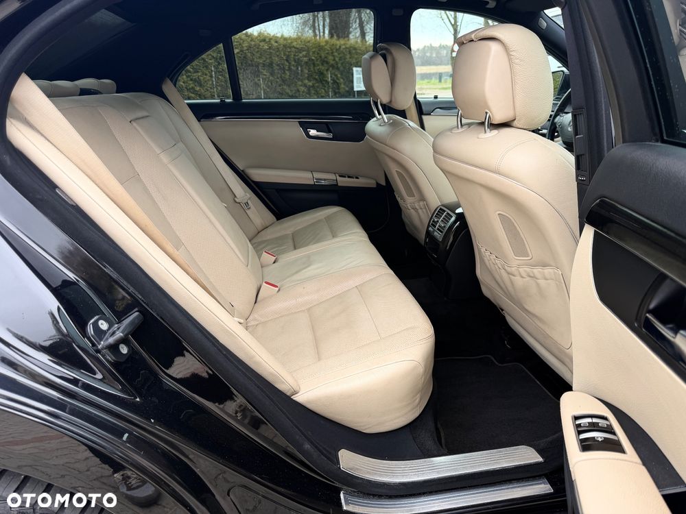 Mercedes-Benz Klasa S 350 (BlueTEC) d 4-Matic 7G-TRONIC - 37
