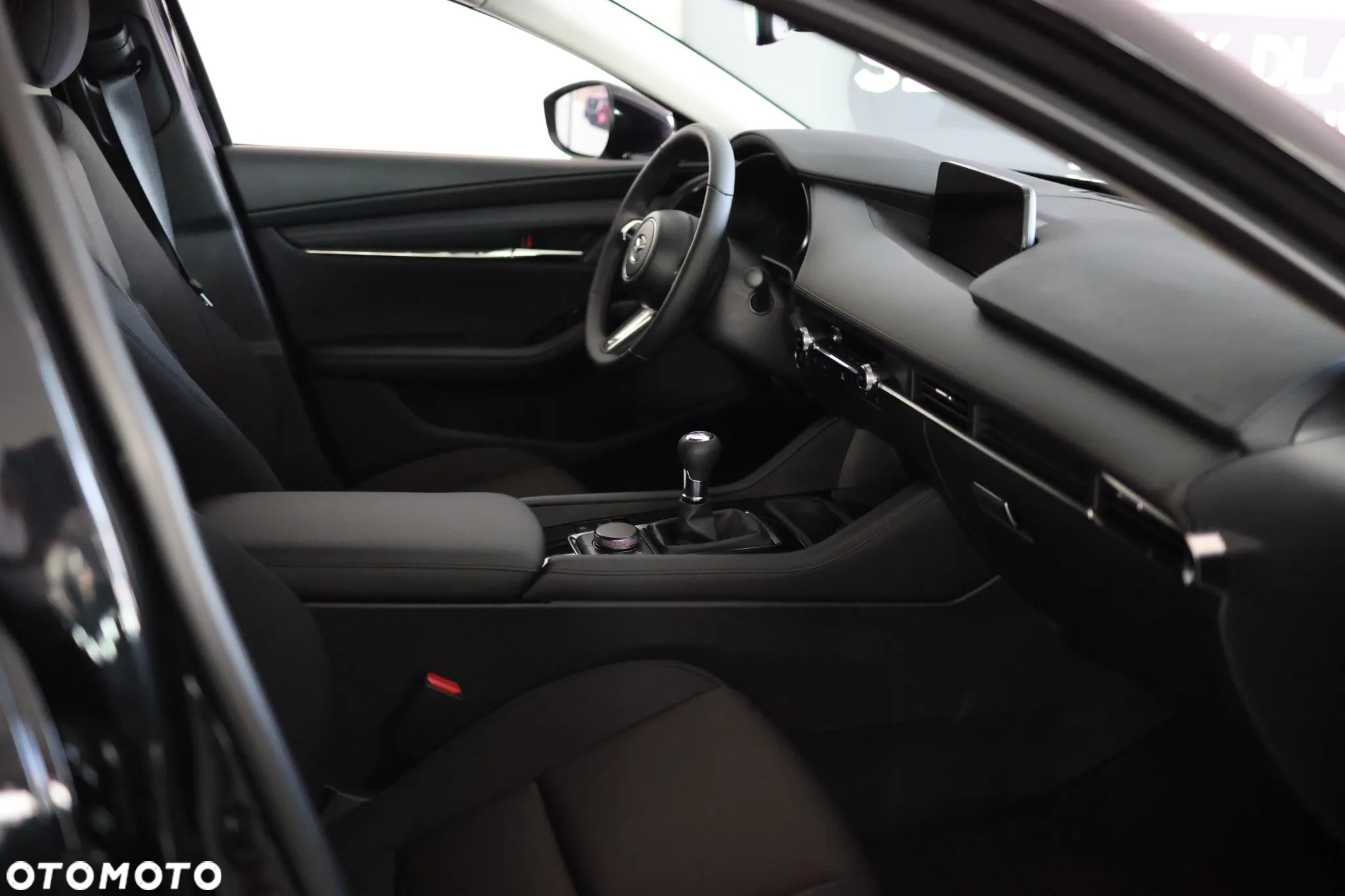 Mazda 3 - 16