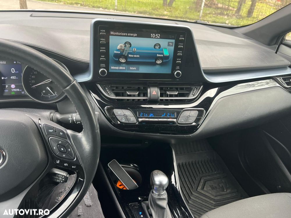 Toyota C-HR - 2