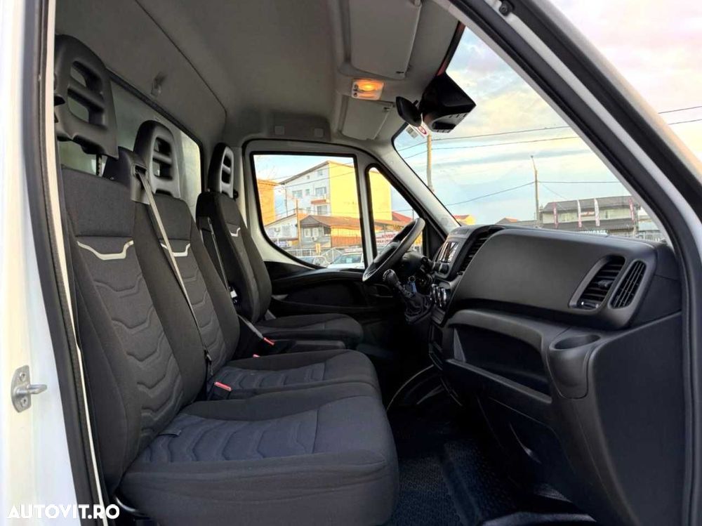 Iveco DAILY CU LIFT HIDRAULIC SI PUNTE DUBLA SPATE - 18