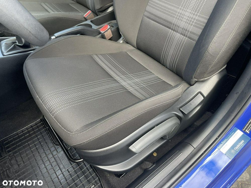 Hyundai i20 1.2 Pure - 12