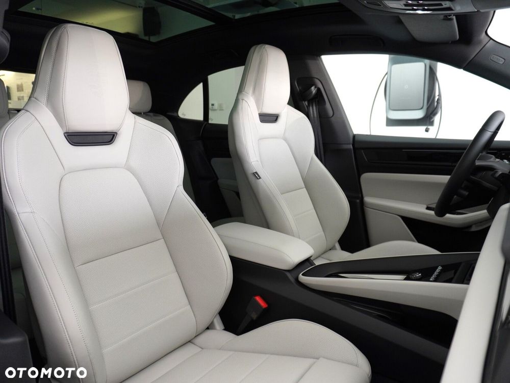 Porsche Macan 4 100kWh - 33