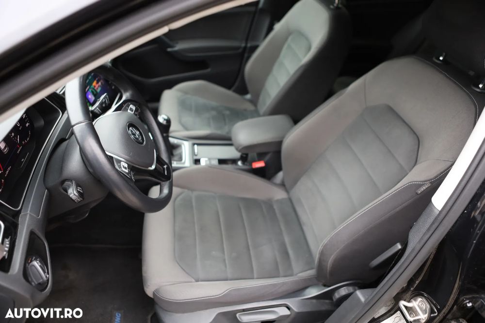 Volkswagen Golf 1.5 TSI ACT OPF Highline - 8