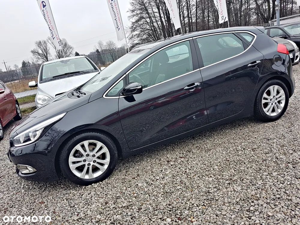 Kia Ceed 1.4 CVVT Attract - 4