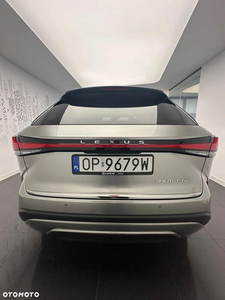 Lexus RX 450h+ Omotenashi - 6