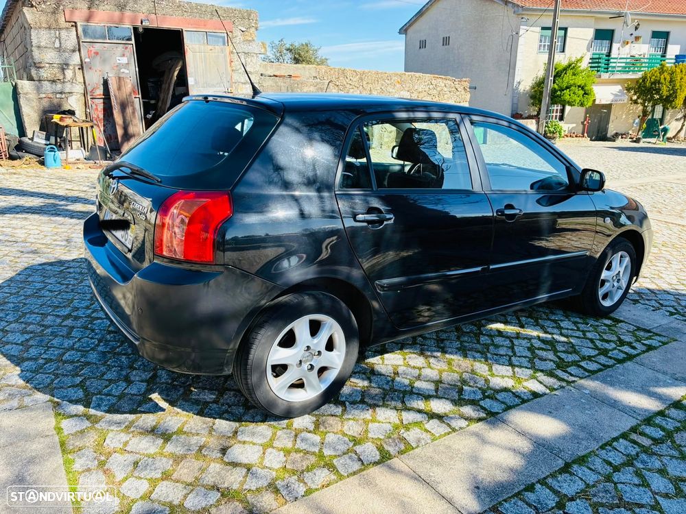 Toyota Corolla 1.4 D-4D - 2