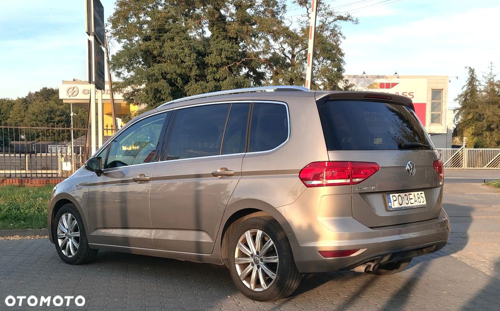 Volkswagen Touran 1.4 TSI BMT Highline DSG - 6