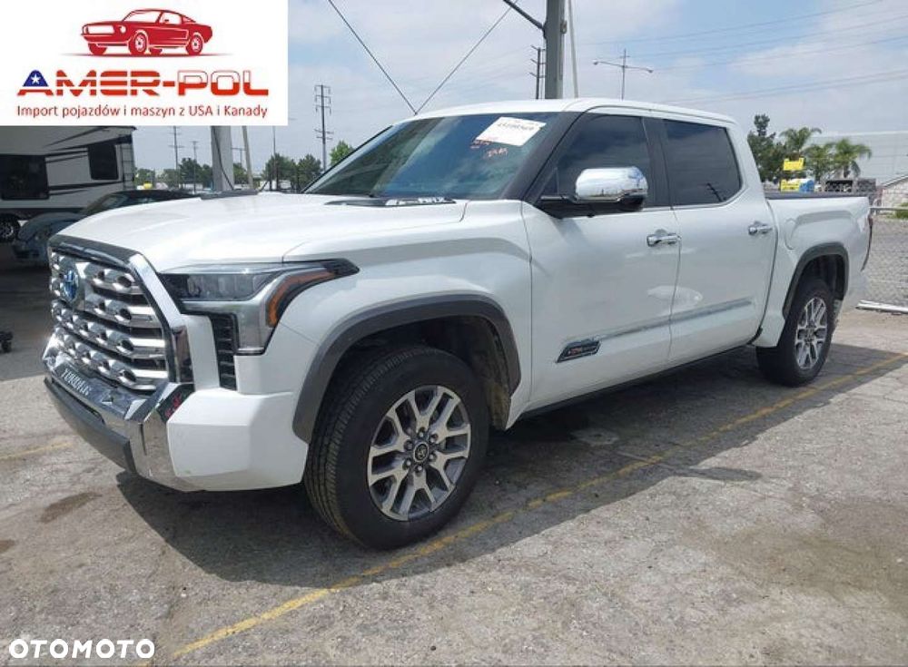 Toyota Tundra - 1