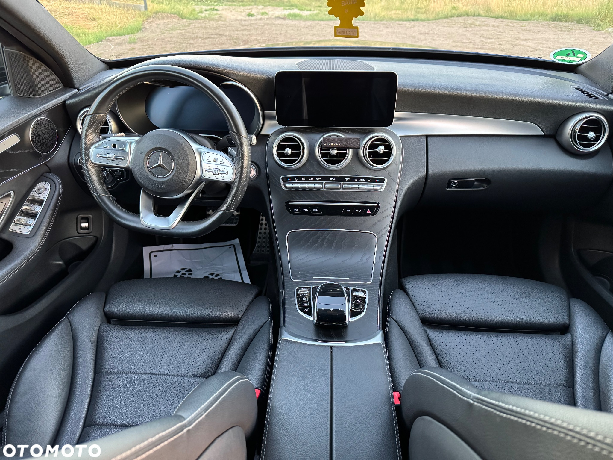Mercedes-Benz Klasa C 200 T 9G-TRONIC AMG Line - 21