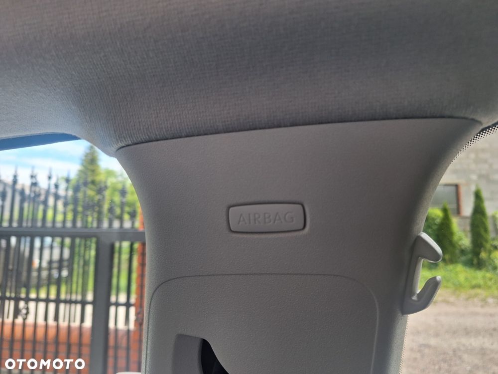 Volkswagen up! black style - 21