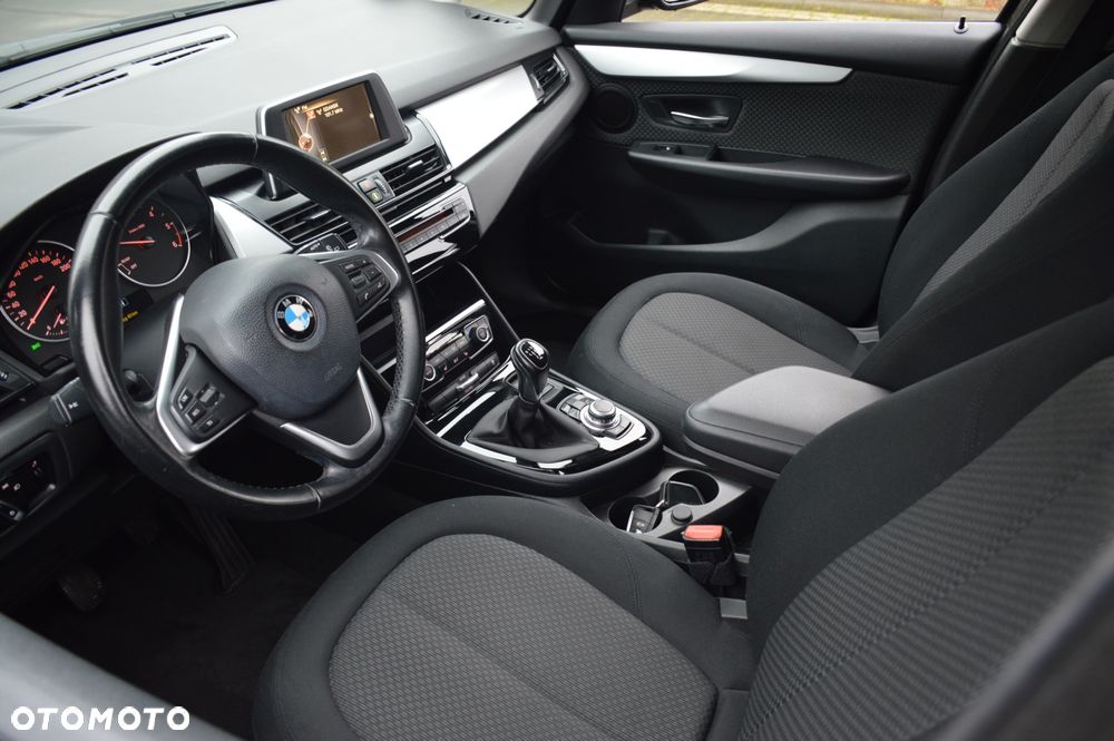 BMW Seria 2 216d Advantage - 21