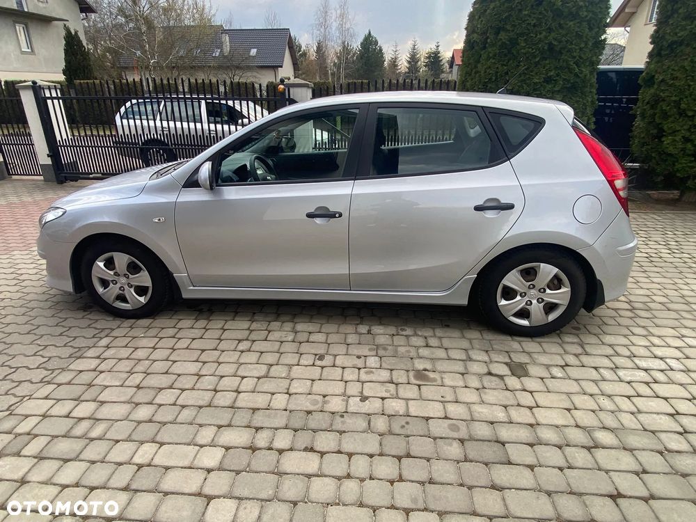 Hyundai i30 1.6 CRDi Classic - 8