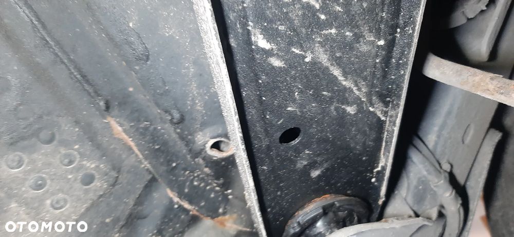 Jeep Cherokee 3.7L Limited - 24