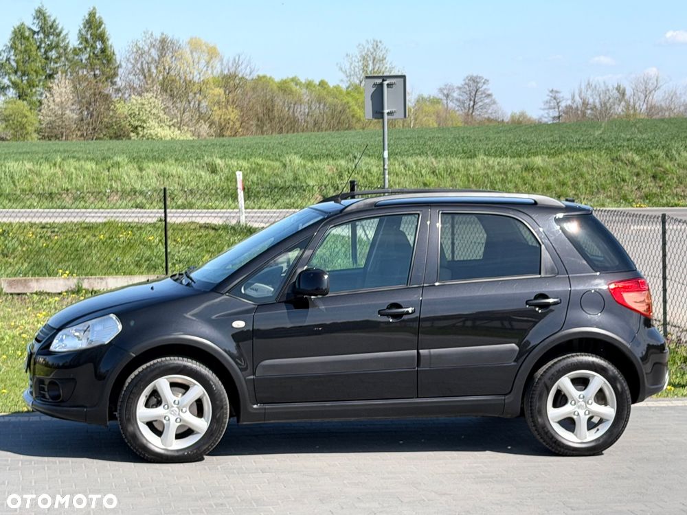 Suzuki SX4 1.6 VVT 4x4 Club - 10