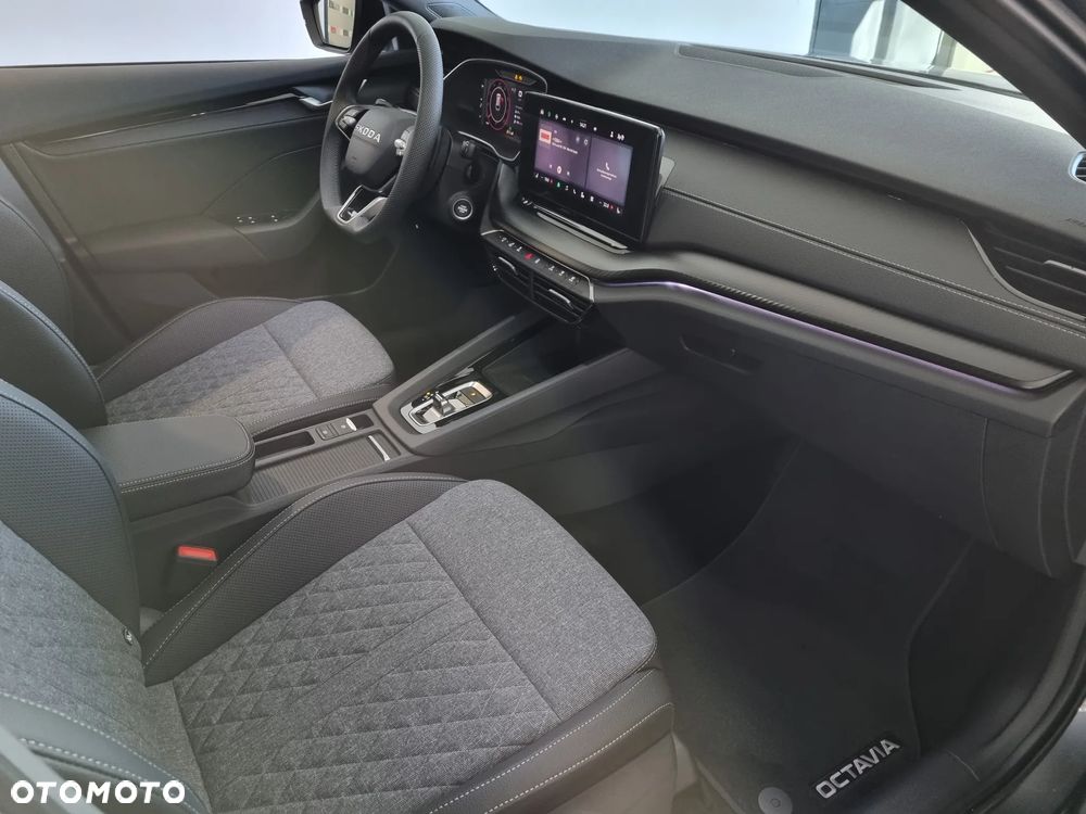 Skoda Octavia 1.5 TSI mHEV Sportline DSG - 20